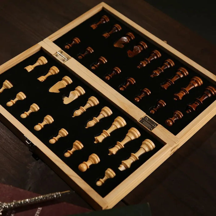 Magnetic Wooden Folding Chess Set with Felted 24 x 24 cm Board — 34 Pieces, Interior Storage