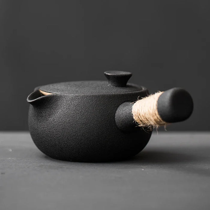 Japanese-style Rough Pottery Side-Handle Teapot — 500ml Handmade Ceramic