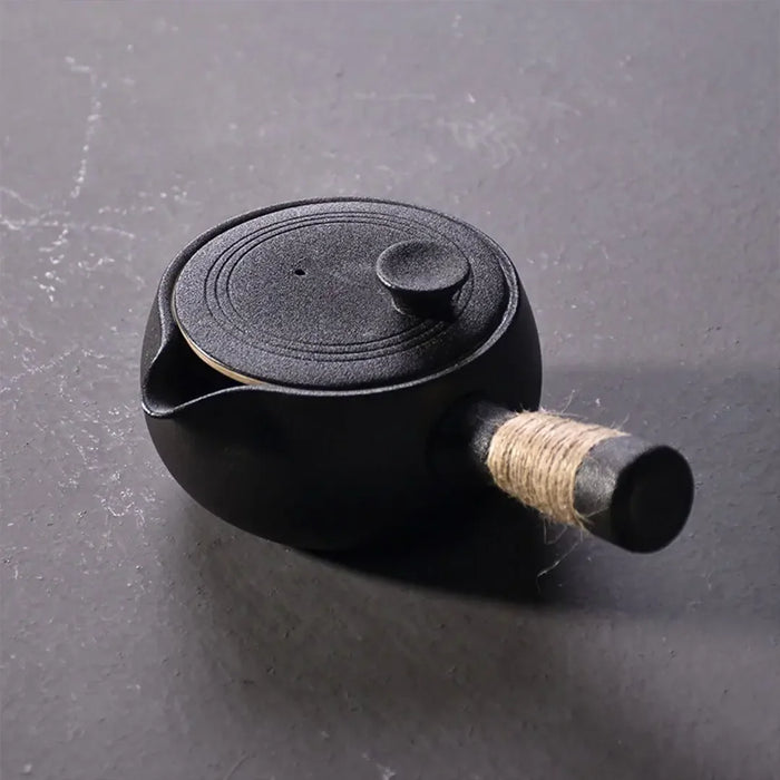 Japanese-style Rough Pottery Side-Handle Teapot — 500ml Handmade Ceramic