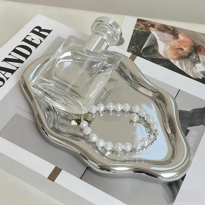 Cloud-Shaped Jewellery Tray – Plastic PP Organiser (19.5×13.5×1.5cm) – White or Silver