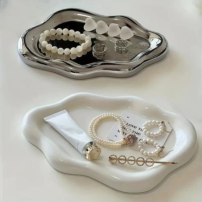 Cloud-Shaped Jewellery Tray – Plastic PP Organiser (19.5×13.5×1.5cm) – White or Silver