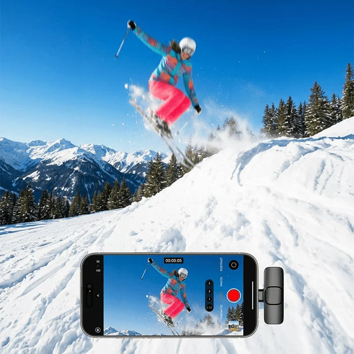 Wireless Lavalier Microphone for iPhone & iPad – Clip-on Mic for Vlogs, Interviews and Podcasts