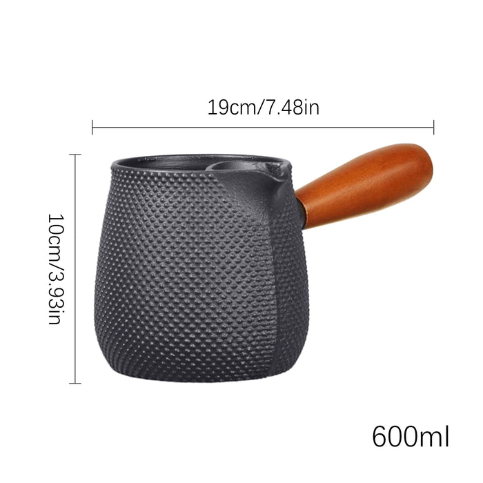 600ml Cast Iron Teapot with Wooden Handle — Stove-Top Brewing Kettle